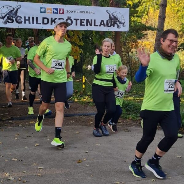 Teilnehmende beim Spendenlauf 2025 im Zoo Heidelberg.